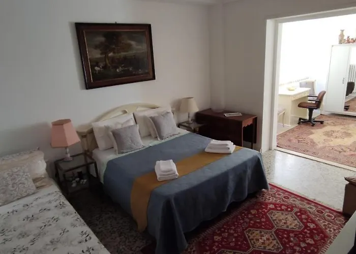 Konukevi La Badia Del Cavaliere 2 4*